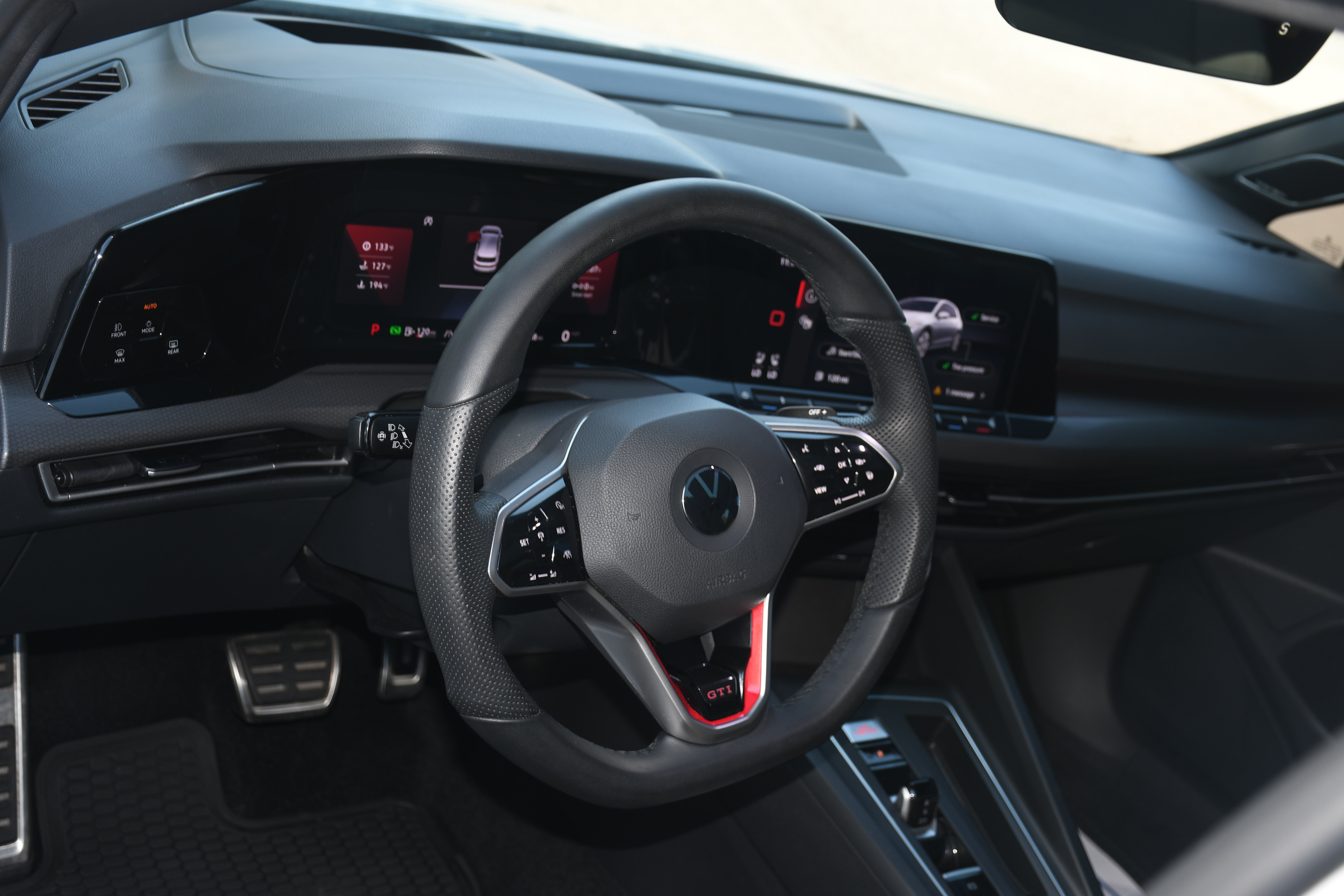 Used 2022 Volkswagen GTI Autobahn FWD image 10