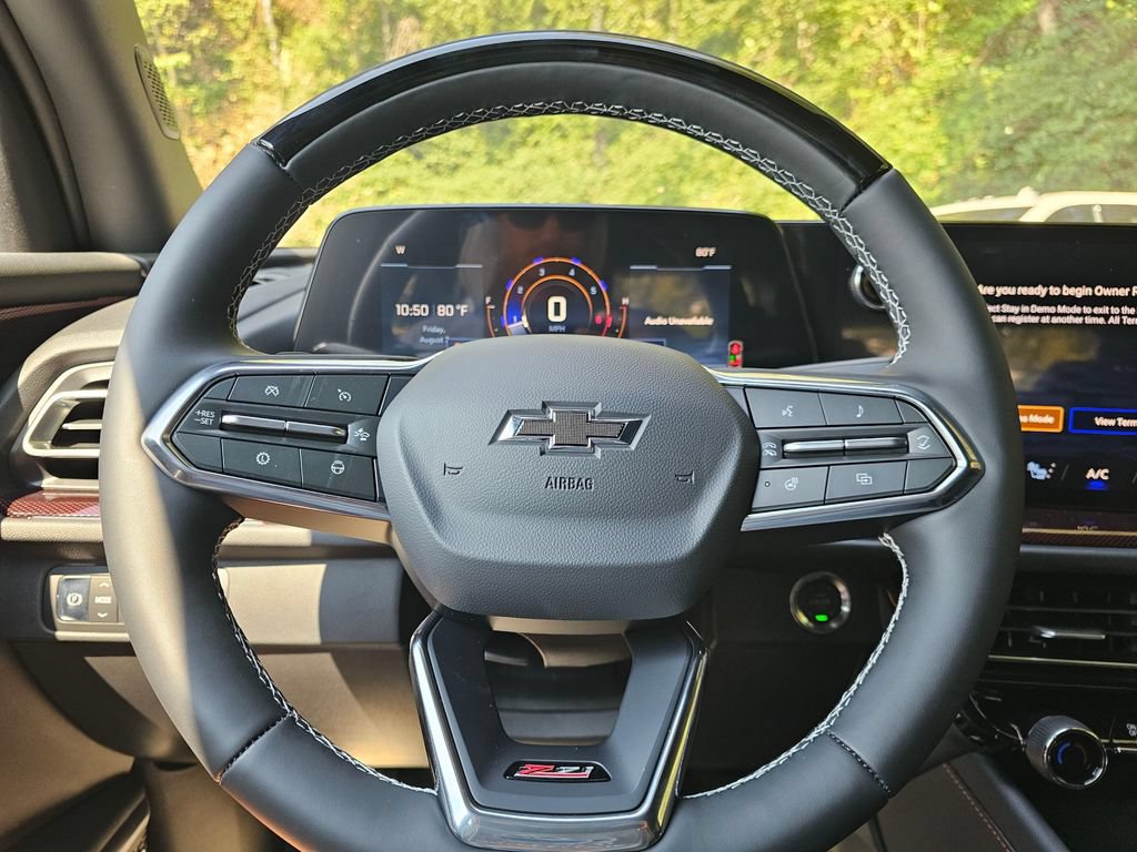 New 2026 Chevrolet Traverse Z71 w/ Enhanced Driving Package AWD/4WD image 27