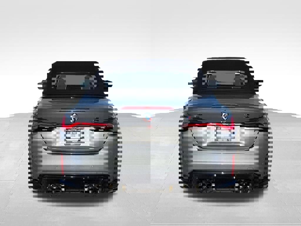 Used 2023 BMW M4 xDrive Competition w/ Executive Package image 4