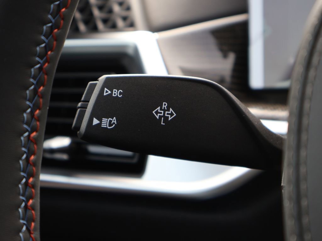 New 2026 BMW X6 M60i image 37