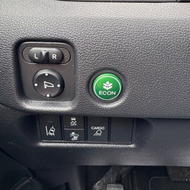 Certified 2025 Honda Ridgeline RTL image 30