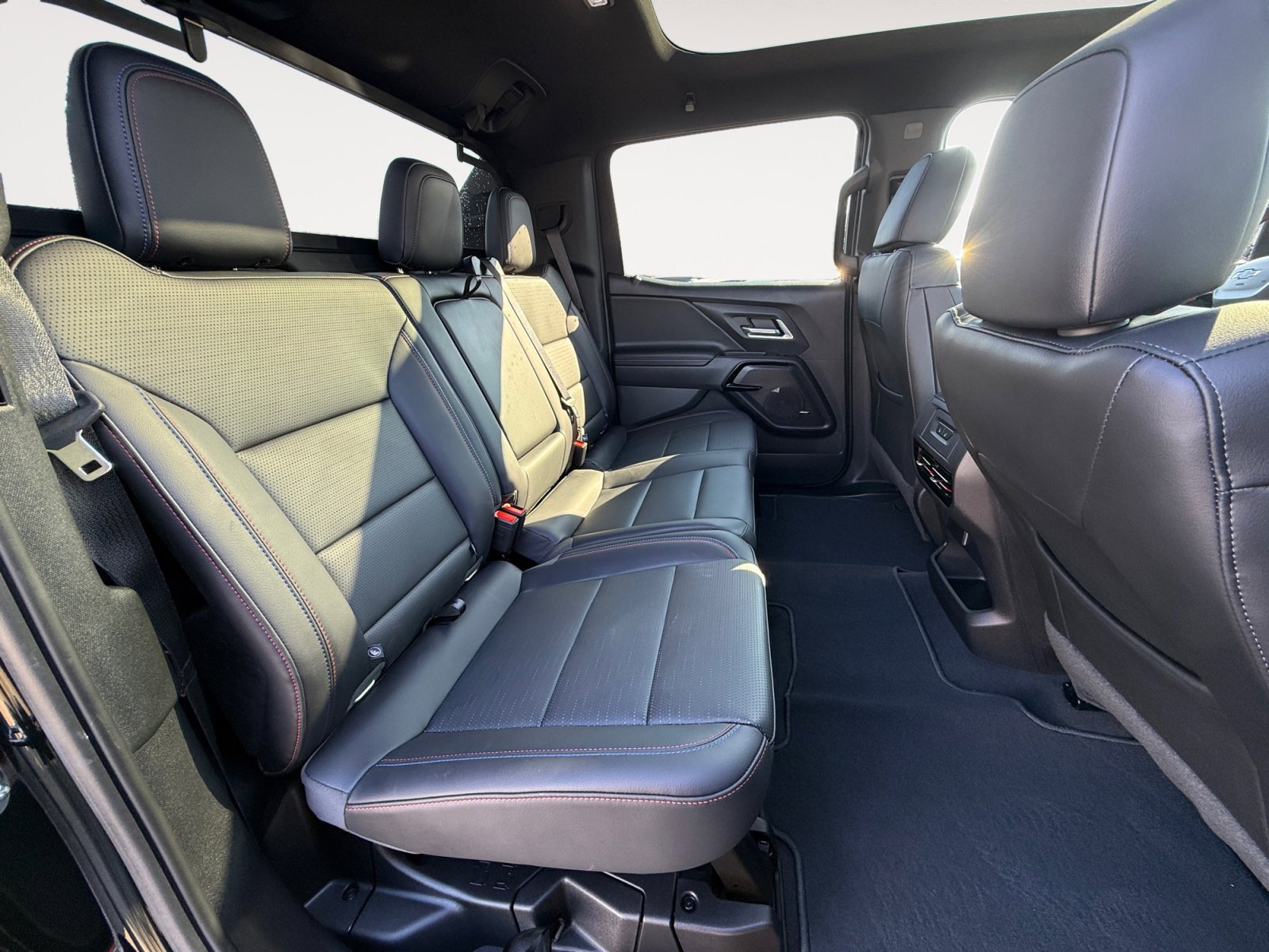 New 2024 Chevrolet Silverado EV RST image 18