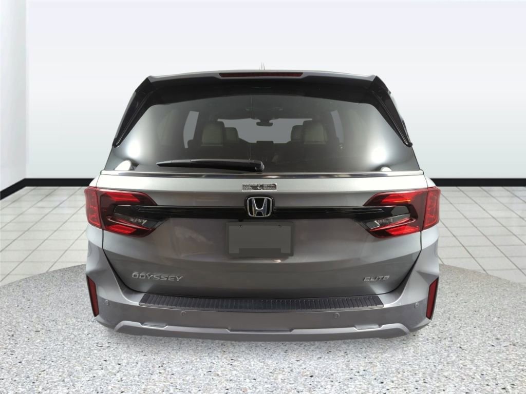 New 2026 Honda Odyssey Elite image 3