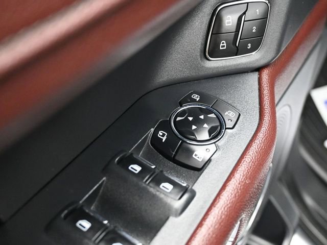 Used 2023 Ford Expedition Max Limited image 14