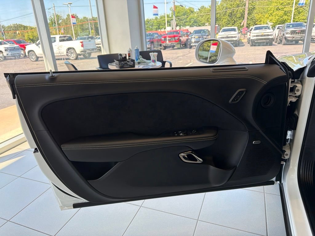 Used 2022 Dodge Challenger SRT Super Stock RWD image 10