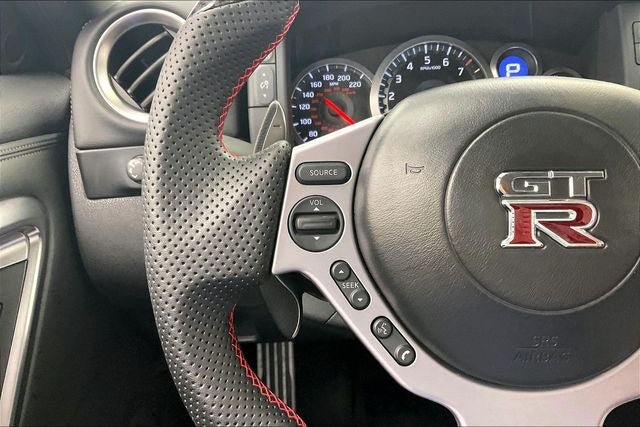 Used 2010 Nissan GT-R Premium AWD/4WD image 22