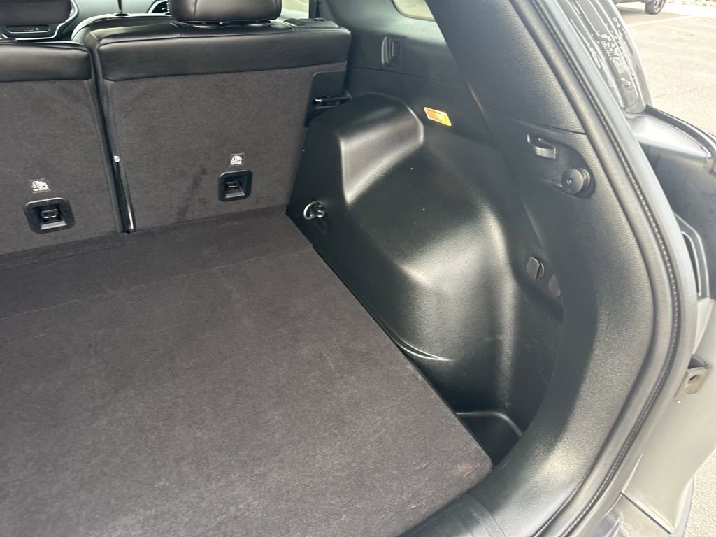 Used 2022 Jeep Cherokee Latitude AWD/4WD image 22