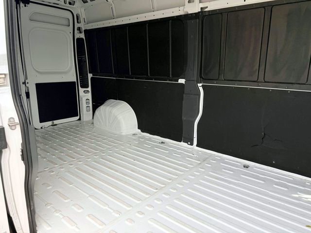 Used 2026 RAM ProMaster 2500 w/ Convenience Group FWD image 12