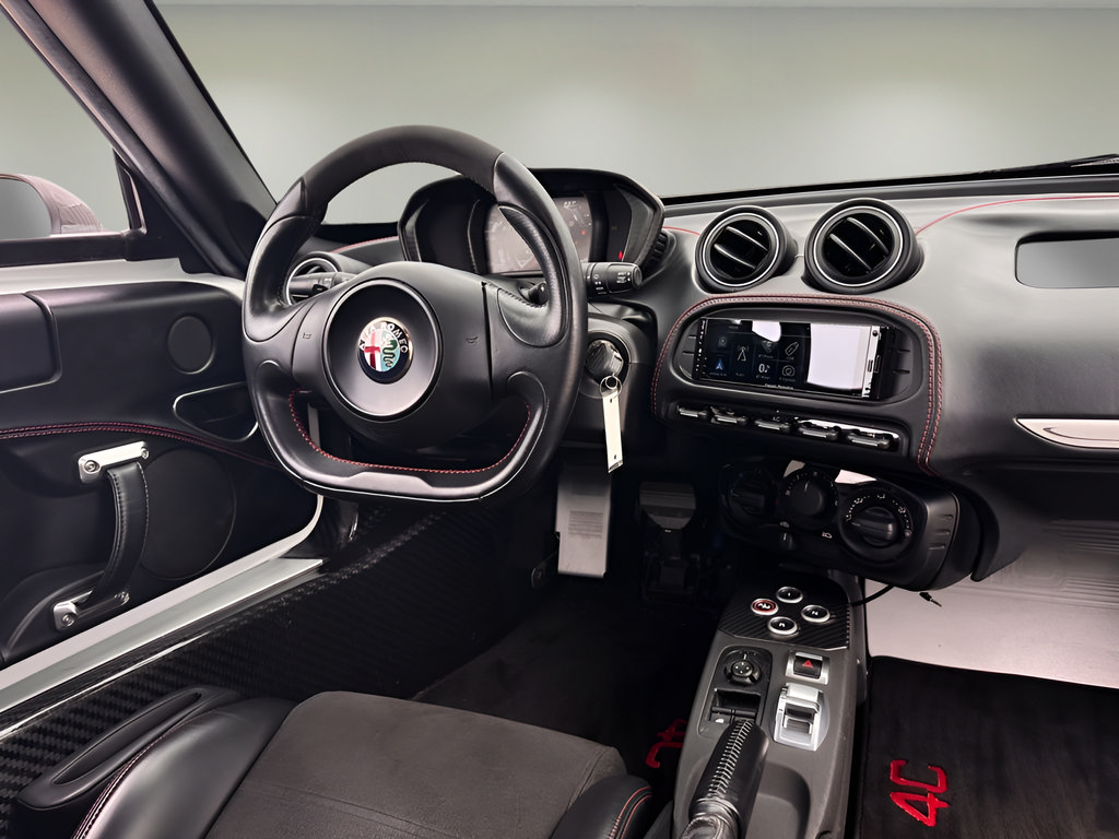 Used 2015 Alfa Romeo 4C Spider w/ Spider Track Package RWD image 8