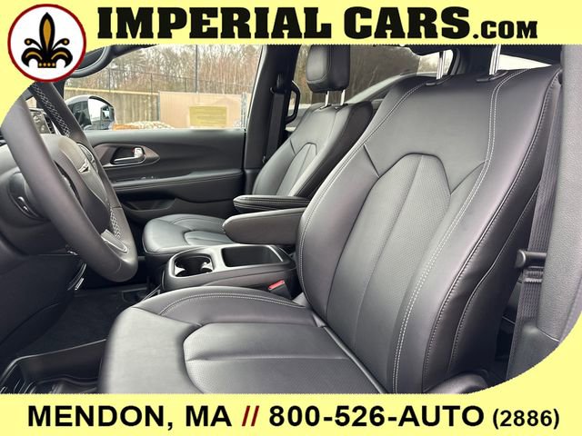 New 2026 Chrysler Pacifica Select image 34