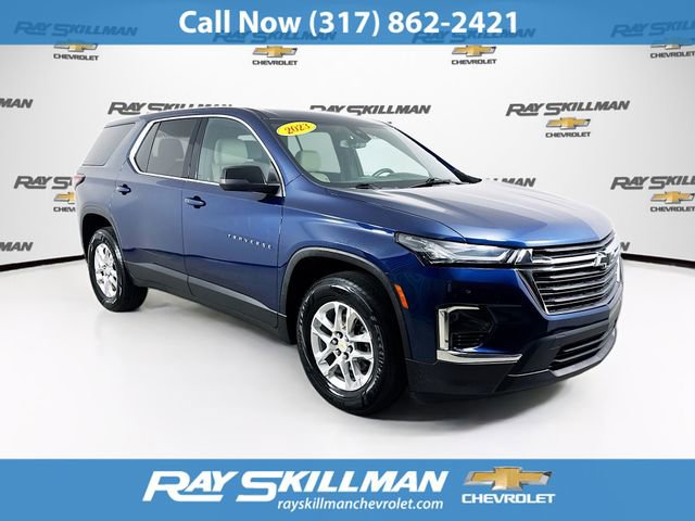 Used 2023 Chevrolet Traverse LS image 1