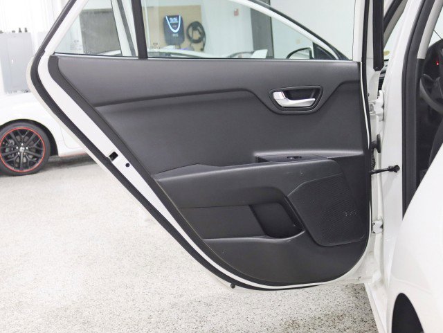 Used 2018 Kia Rio S image 28