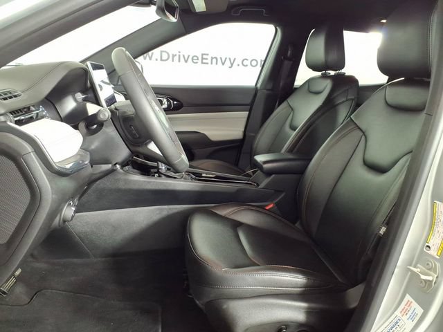 Used 2024 Jeep Compass Limited AWD/4WD image 17