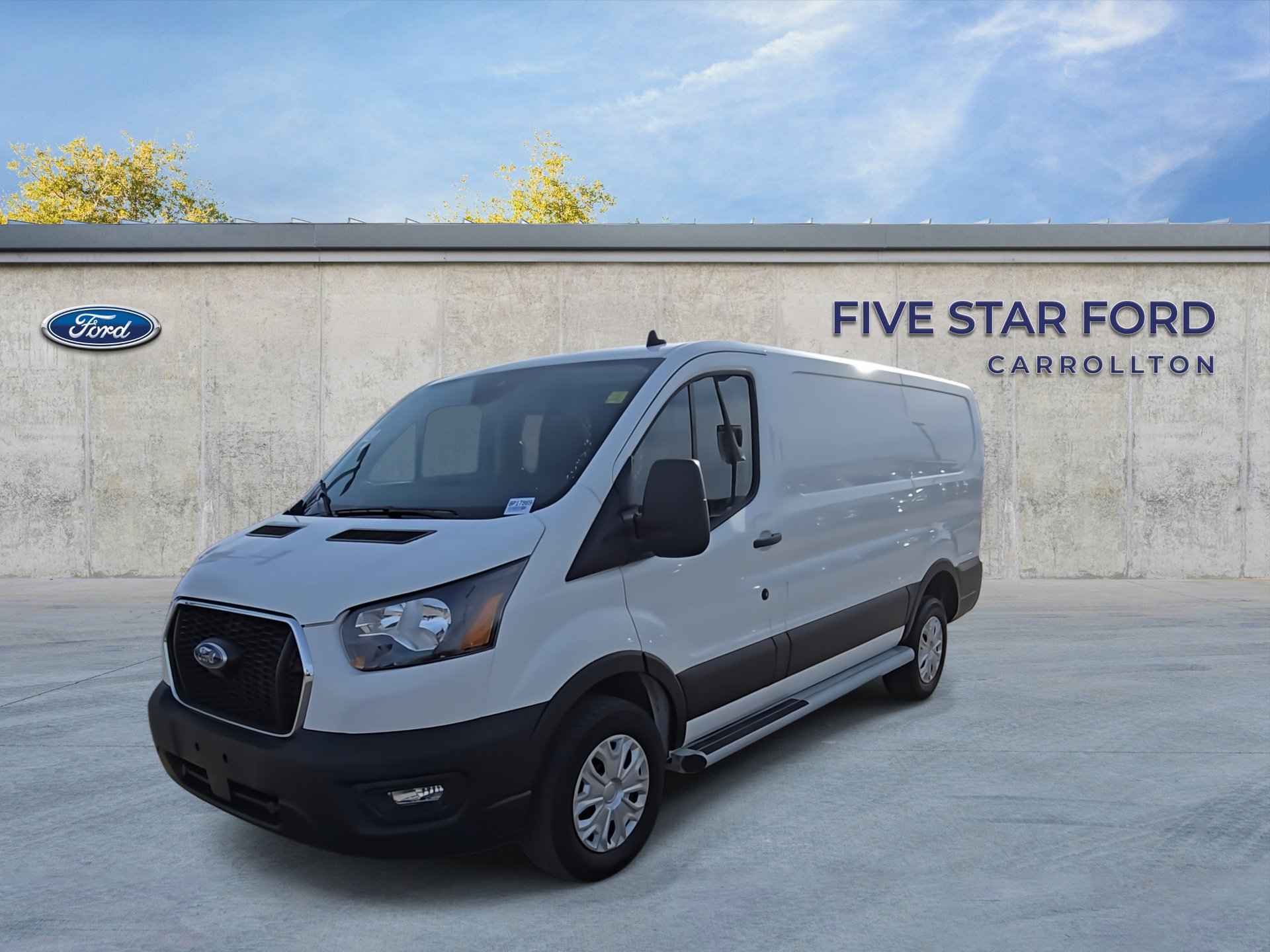 Used 2024 Ford Transit 250 Low Roof w/ Exterior Upgrade Package image 4