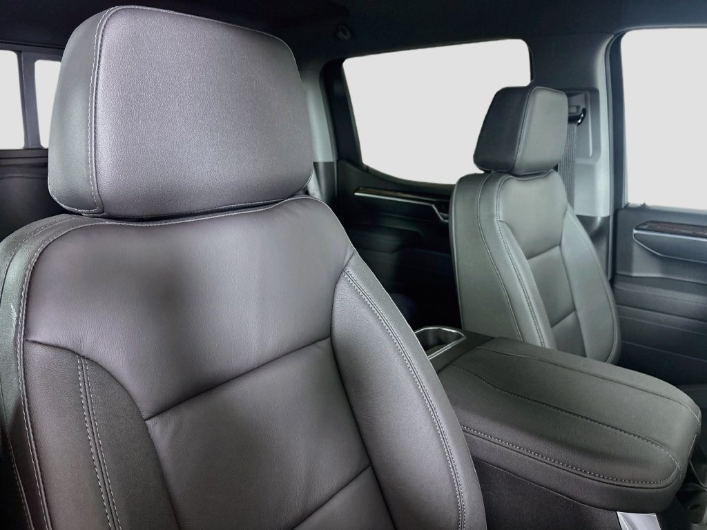 New 2026 GMC Sierra 1500 Elevation w/ Elevation Premium Package AWD/4WD image 28