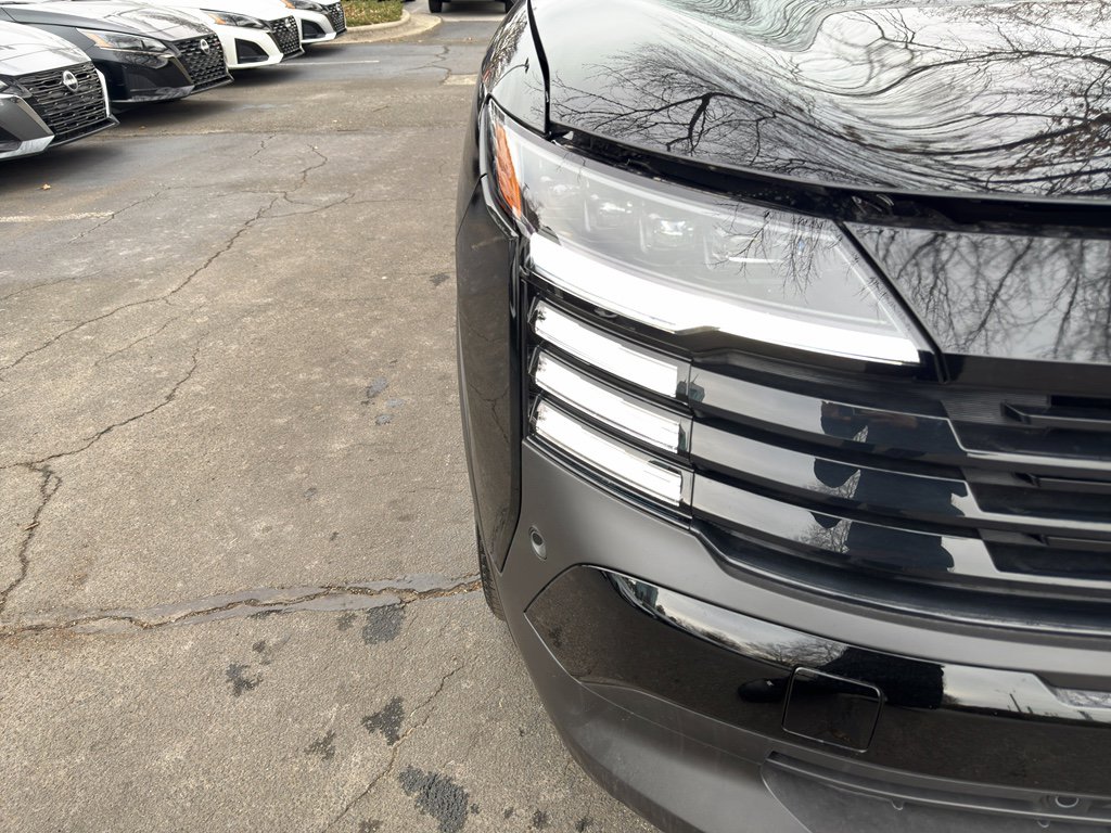 New 2026 Nissan Kicks SR w/ SR Premium Package image 10