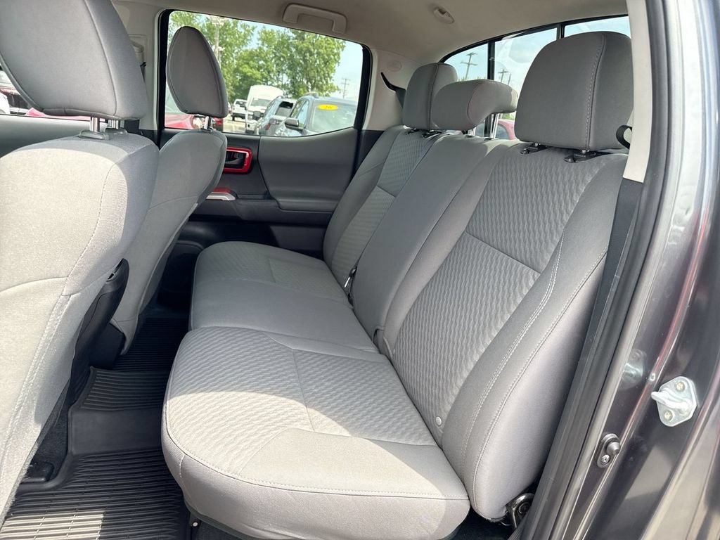 Used 2023 Toyota Tacoma SR5 RWD image 23