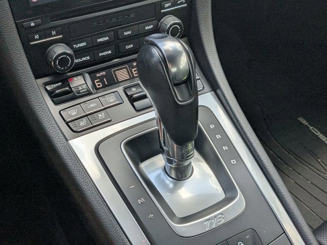Used 2021 Porsche 718 Cayman RWD image 11