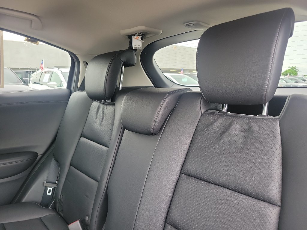 Used 2022 Honda HR-V EX-L image 14