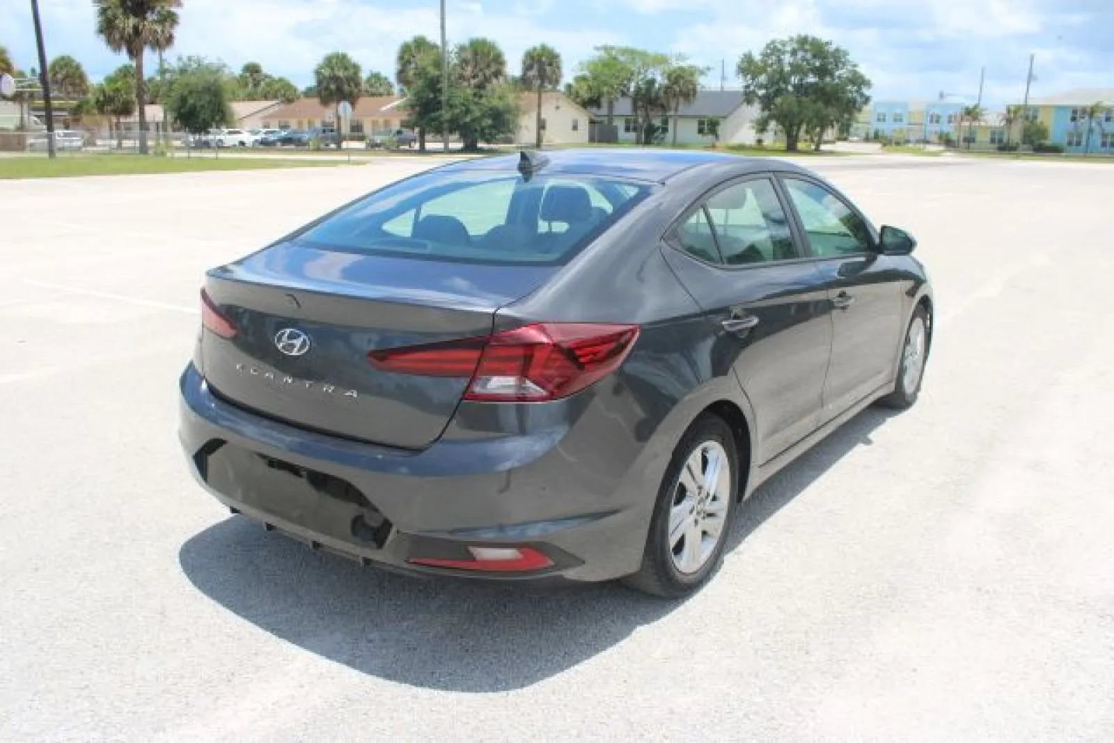 Used 2020 Hyundai Elantra SEL w/ Cargo Package (C1) FWD image 24