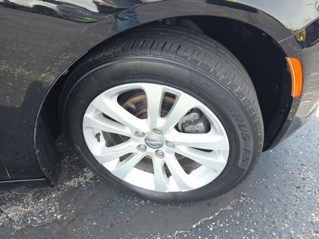 Used 2016 Chrysler 200 Limited FWD image 44