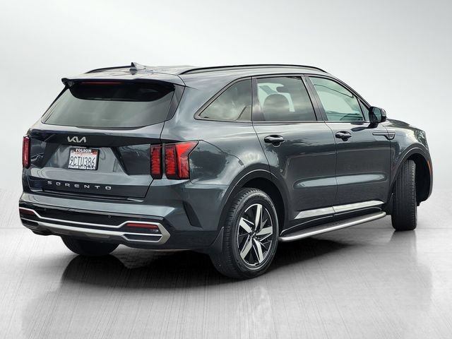 Used 2022 Kia Sorento S FWD image 4