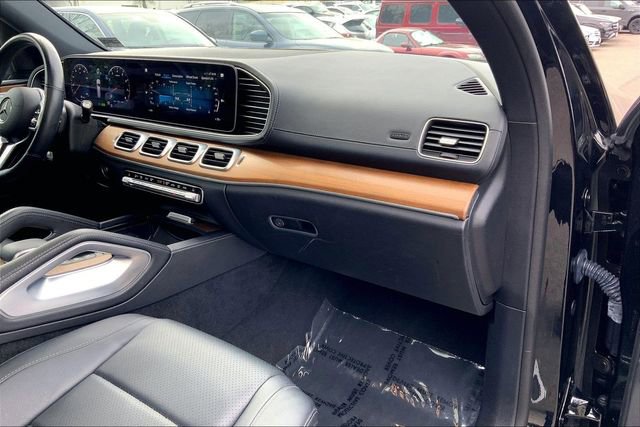 Used 2022 Mercedes-Benz GLS 450 4MATIC image 15
