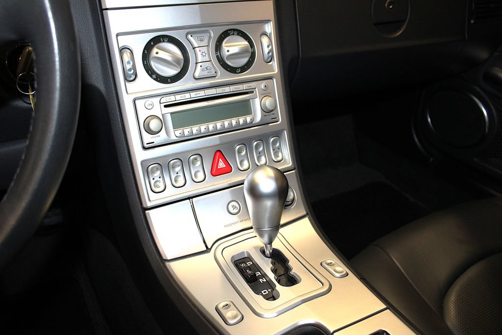Used 2005 Chrysler Crossfire Limited RWD image 14