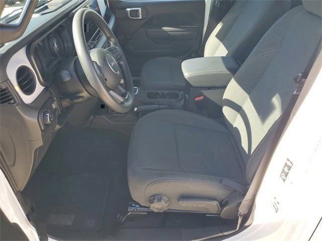 Used 2024 Jeep Gladiator Sport image 6