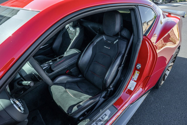 Used 2023 Chevrolet Camaro ZL1 RWD image 31