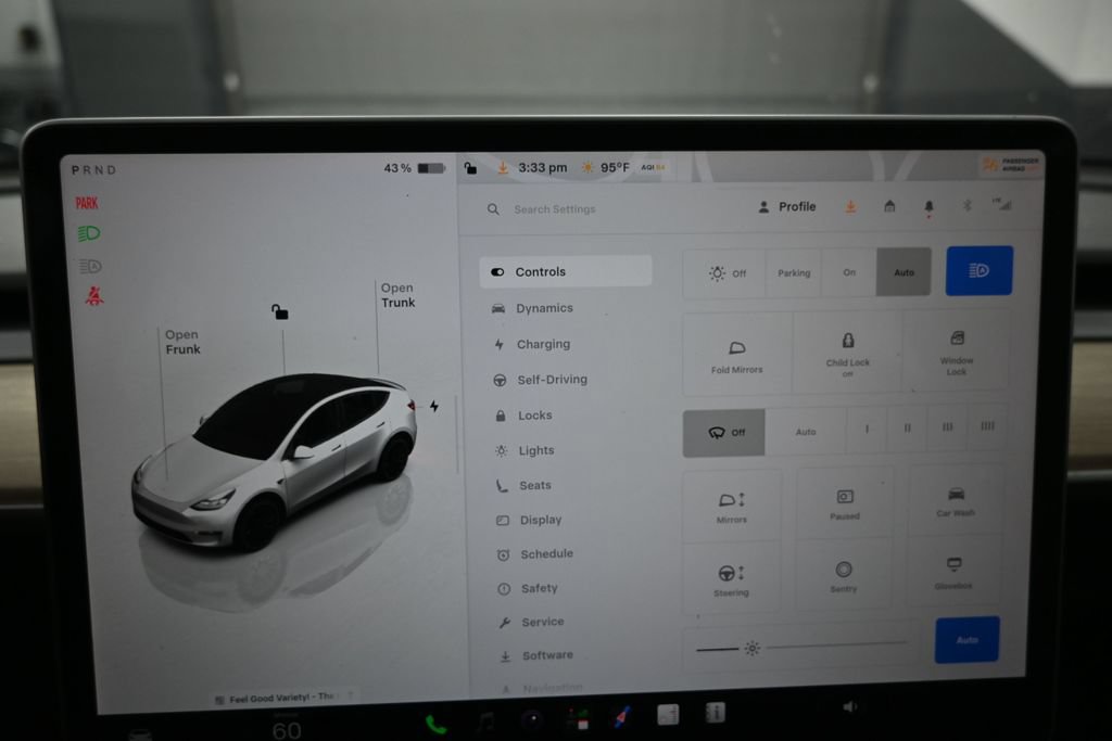 Used 2023 Tesla Model Y Performance AWD/4WD image 20