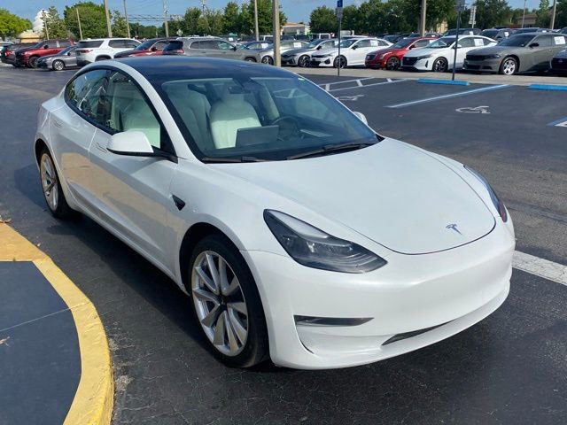 Used 2023 Tesla Model 3 Standard Range RWD image 2