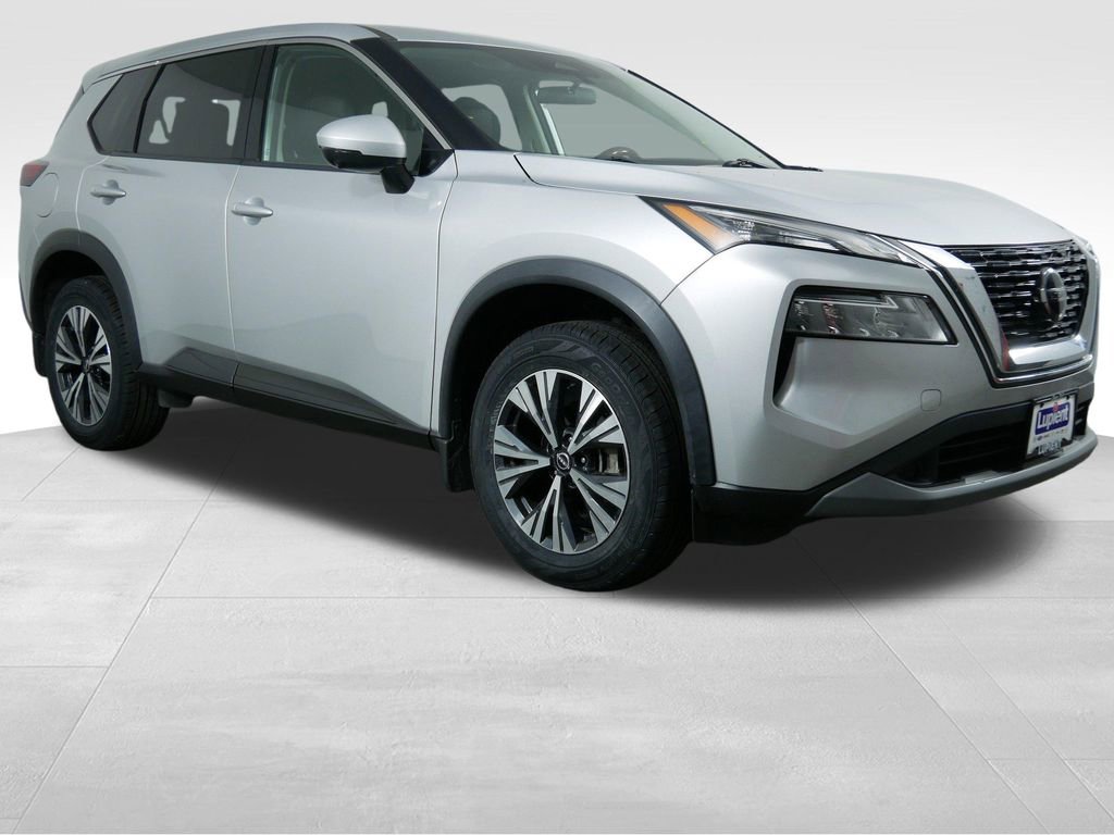 Used 2021 Nissan Rogue SV FWD image 2