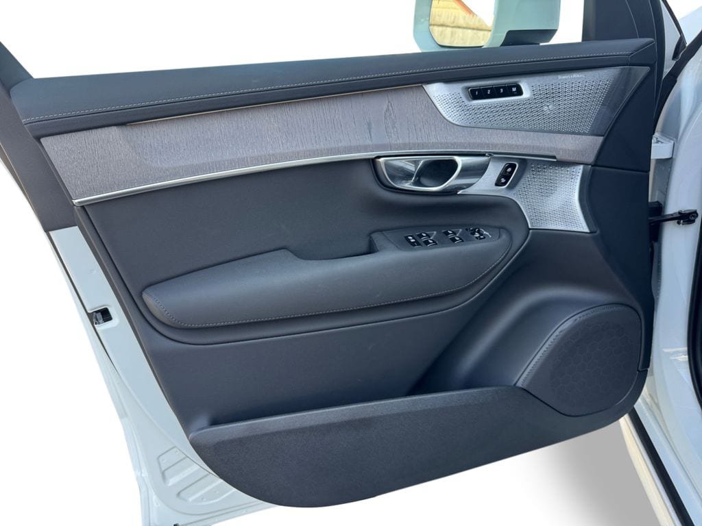 New 2026 Volvo XC90 B6 Ultra w/ Lounge Package AWD/4WD image 11