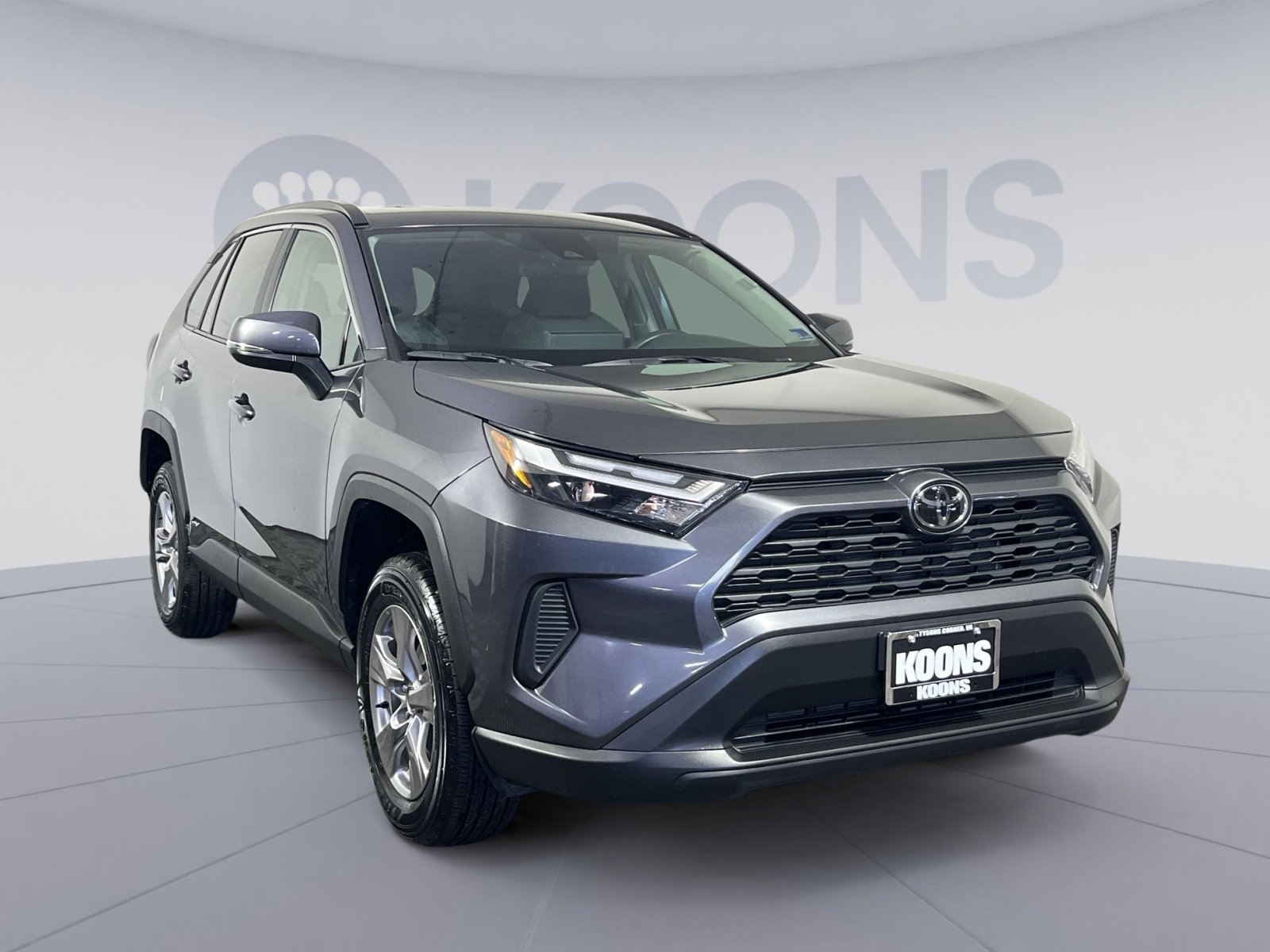 Used 2025 Toyota RAV4 XLE image 10
