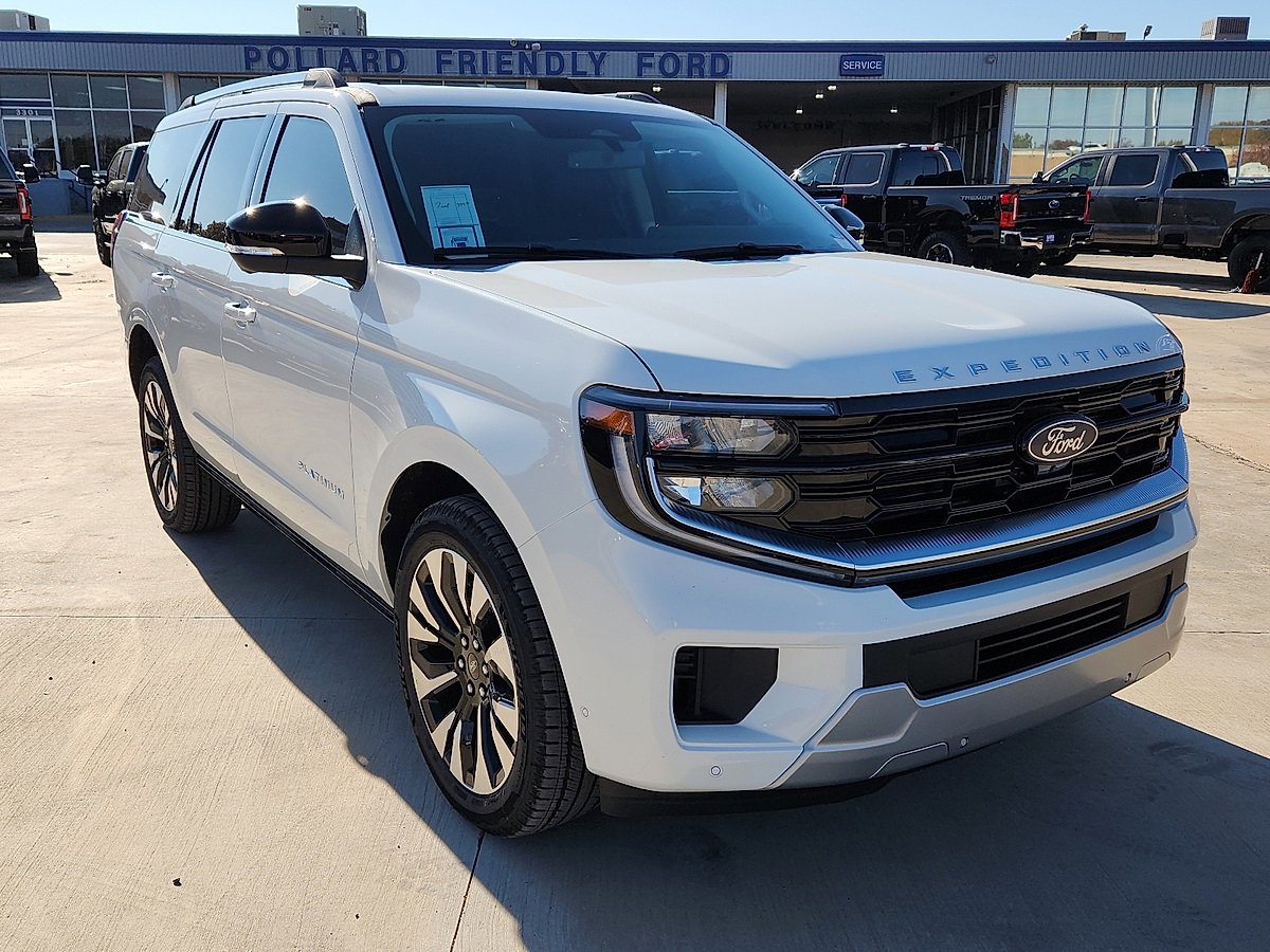 New 2025 Ford Expedition Platinum w/ Driver's Package image 4