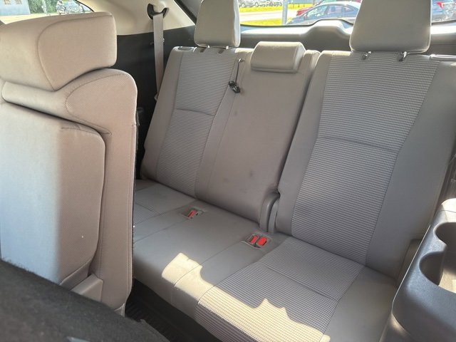Used 2021 Toyota Highlander LE image 13