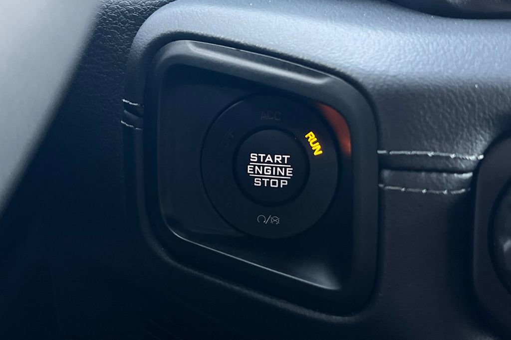 Used 2024 Jeep Wrangler High Altitude image 22