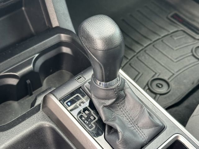 Used 2023 Toyota Tacoma SR5 w/ Technology Package AWD/4WD image 25