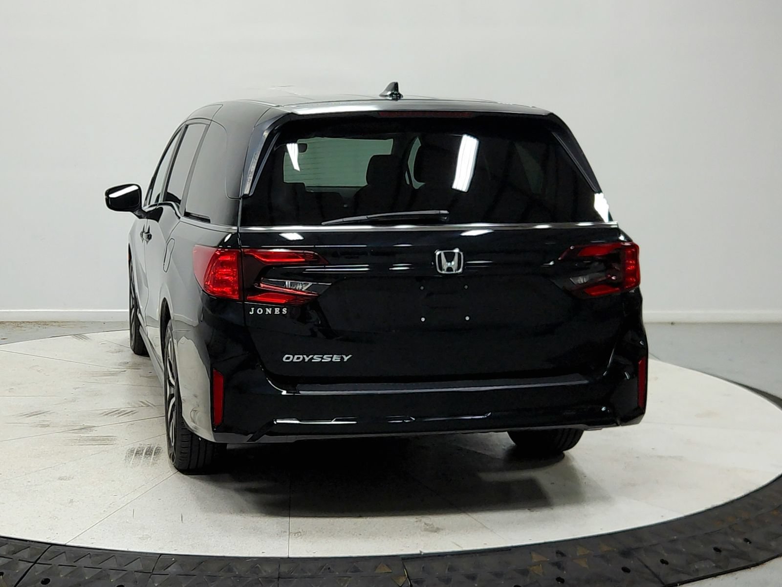Used 2025 Honda Odyssey EX-L image 7