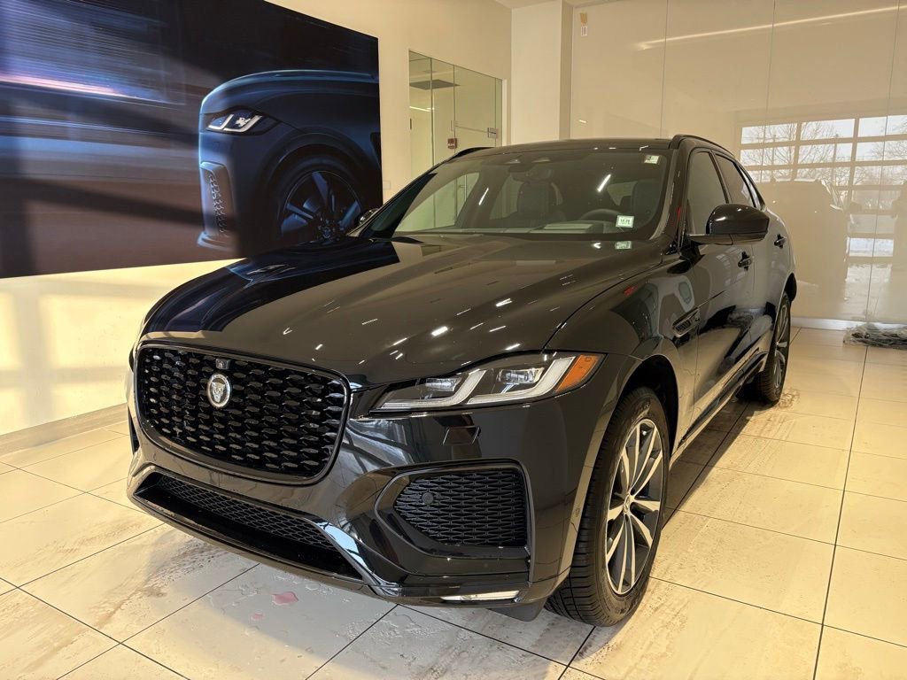 New 2026 Jaguar F-PACE R-Dynamic S image 1