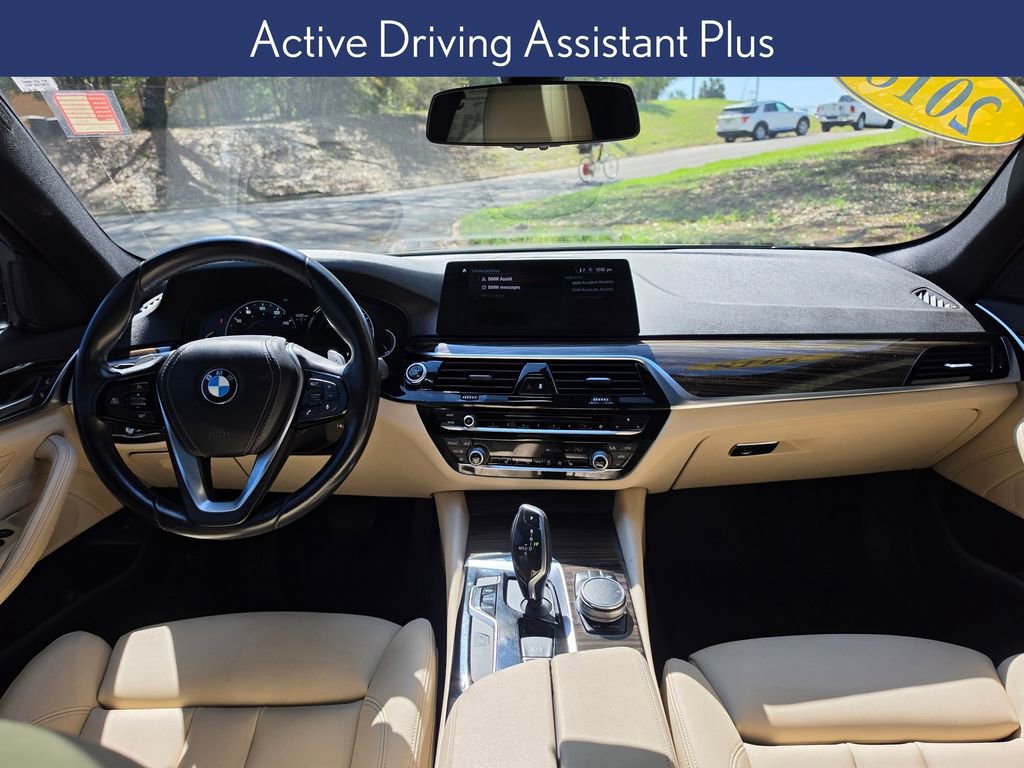 Used 2018 BMW 530e 530e iPerformance image 12