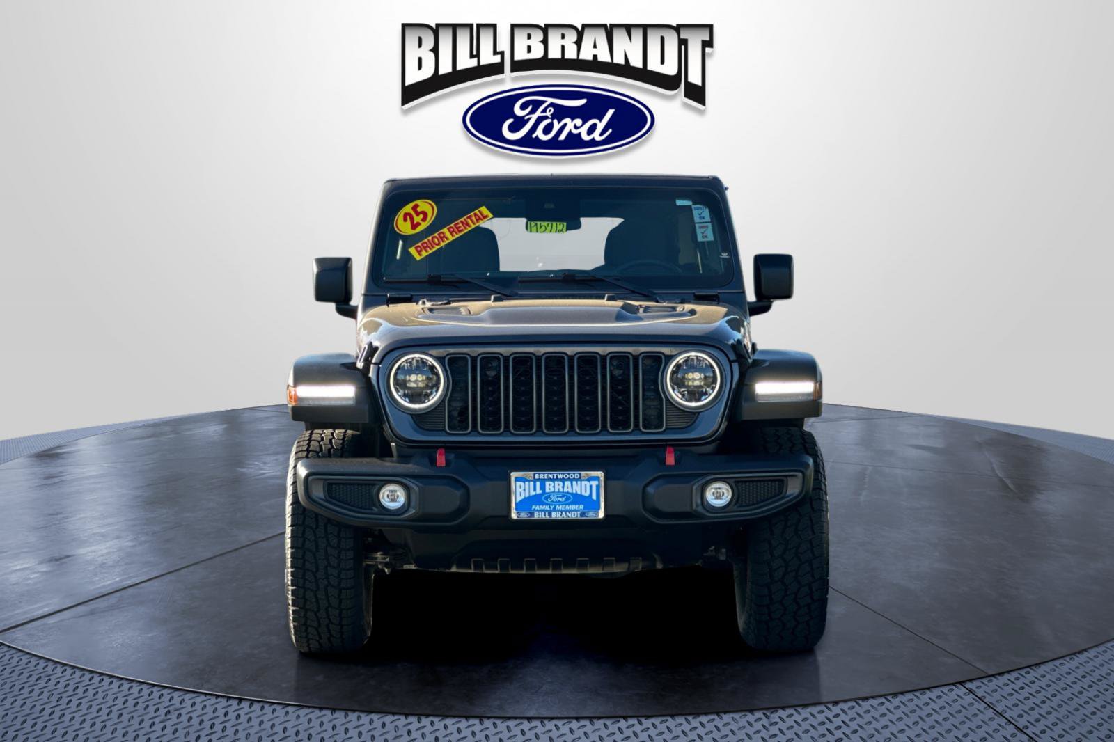 Used 2025 Jeep Wrangler Unlimited Rubicon AWD/4WD image 8