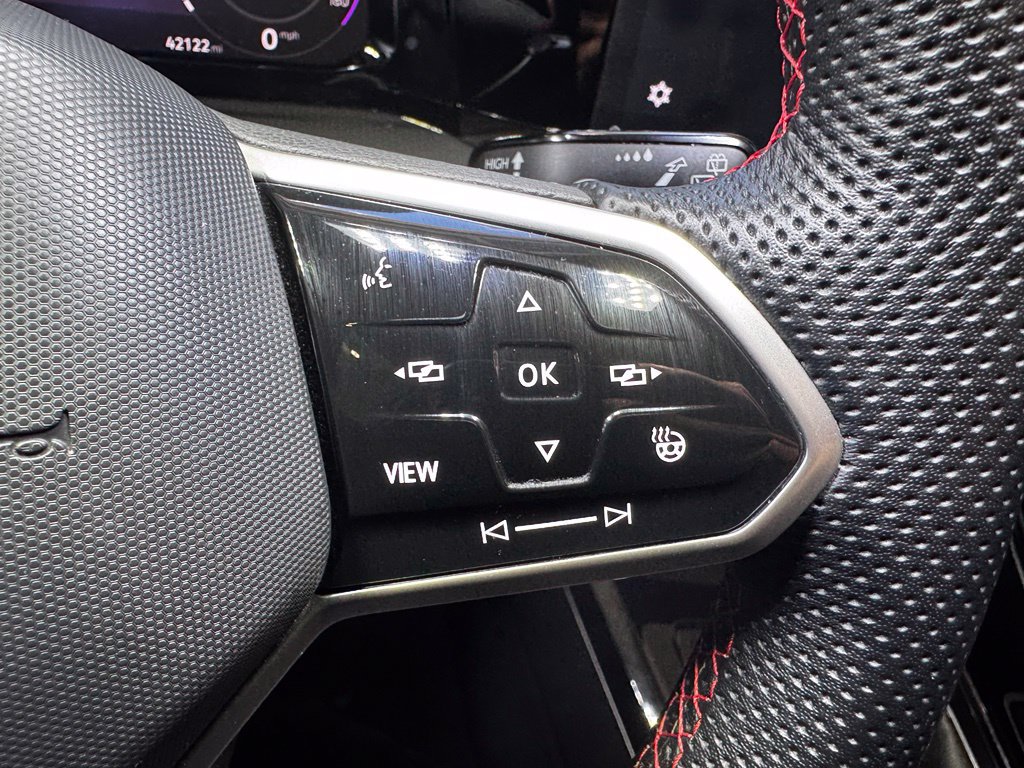 Used 2023 Volkswagen GTI SE FWD image 22