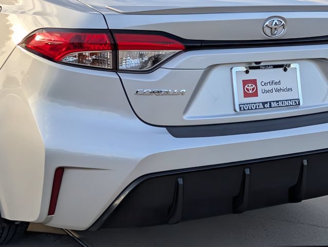Certified 2025 Toyota Corolla SE w/ SE Premium Package FWD image 8
