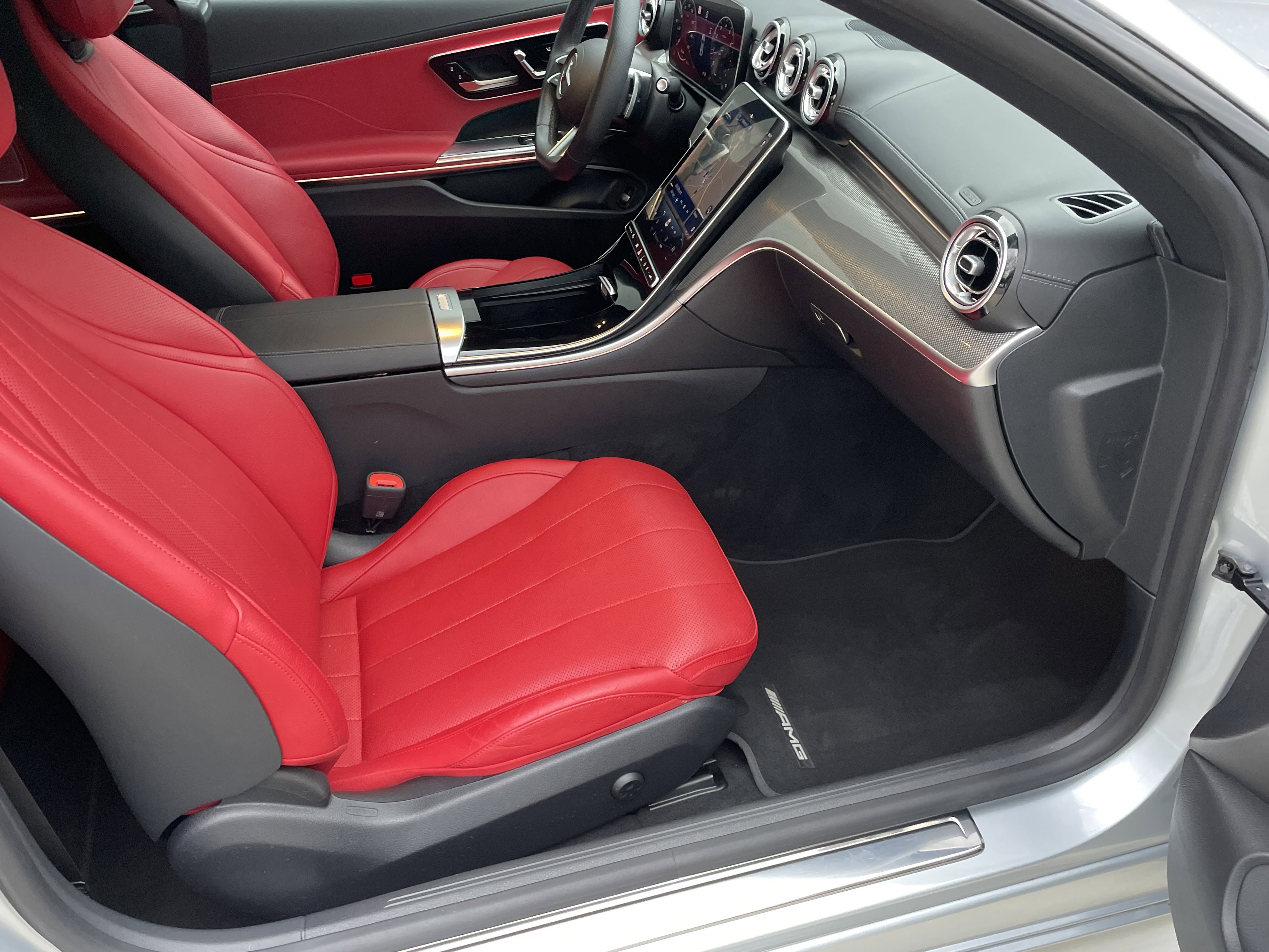 Certified 2024 Mercedes-Benz CLE 300 4MATIC Coupe image 41