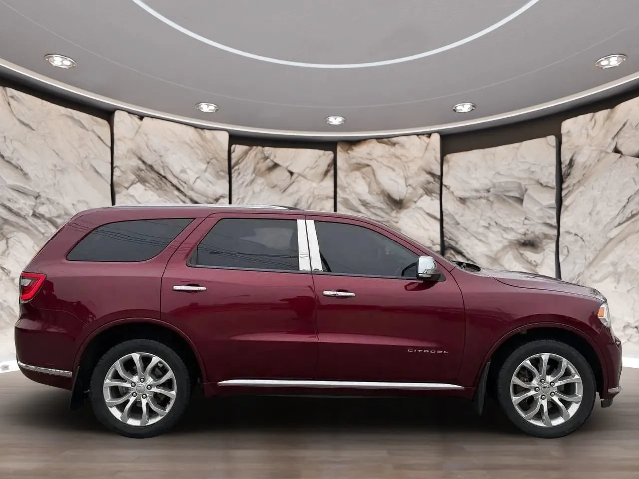 Used 2017 Dodge Durango Citadel w/ Technology Group AWD/4WD image 4