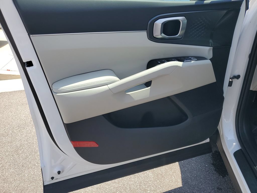 New 2026 Kia Sorento S w/ S Panoramic Sunroof Package FWD image 8