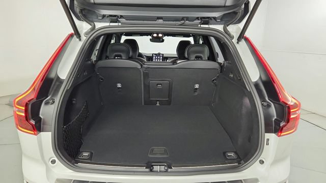 New 2026 Volvo XC60 T8 Polestar w/ Protection Package Premier AWD/4WD image 39