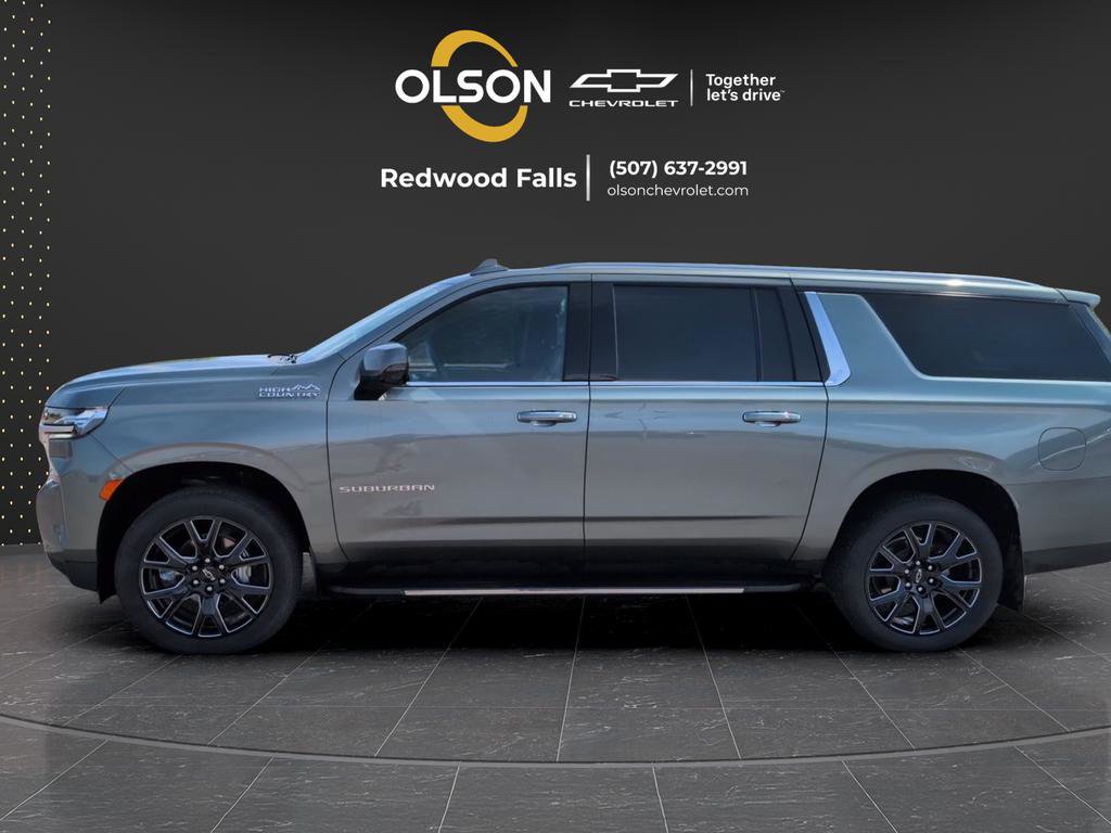 Used 2023 Chevrolet Suburban High Country w/ Max Trailering Package AWD/4WD image 2
